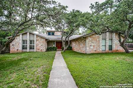 112 Memory Trail St Hollywood Pa, TX 78232