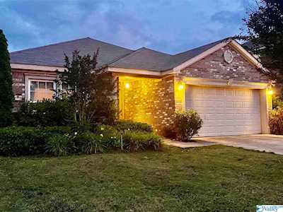 286 Harold Murphy Drive Madison, AL 35756