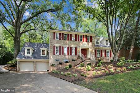 2014 Mason Hill Dr Alexandria, VA 22307