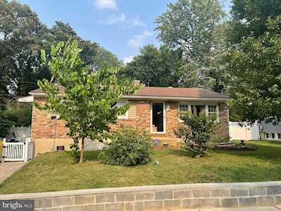 620 Newfield Rd Glen Burnie, MD 21061