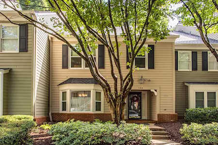504 Bainbridge Dr Atlanta, GA 30327