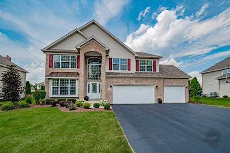 26422 Silverleaf Dr Plainfield, IL 60585
