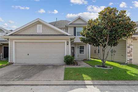 6330 Wilshire Fern Houston, TX 77040