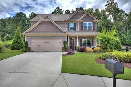 138 Pine Hill Ct Dallas, GA 30132