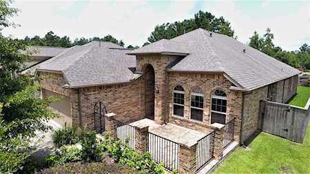 110 N Claret Cup Ln Montgomery, TX 77316