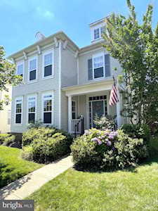 25057 Owl Creek Dr Aldie, VA 20105