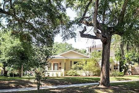 143 Wisteria Ave Orlando, FL 32806