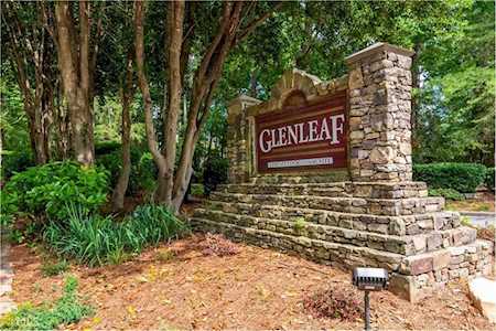 106 Glenleaf Dr Peachtree Corners, GA 30092