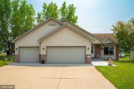5010 Acorn Circle Rockford, MN 55373