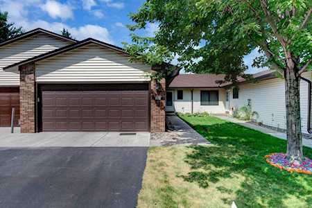 8582 134th Street W Apple Valley, MN 55124