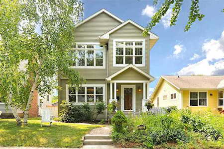 2132 Palace Avenue Saint Paul, MN 55105