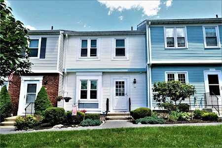 1106 Williamsburg Drive Mahopac, NY 10541