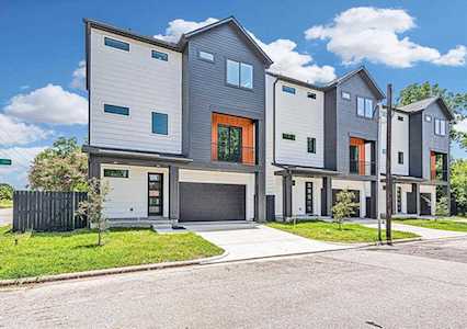 3518 Arlington Houston, TX 77018