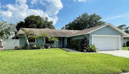 10762 125th Ave Largo, FL 33778