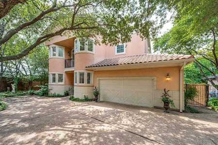 6113 Alpha Road Dallas, TX 75240