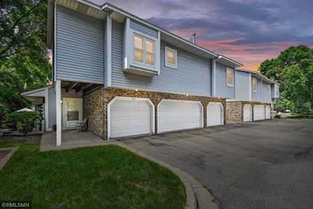 5317 Highpointe Drive Bloomington, MN 55437