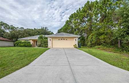 6341 Opa Locka Ln North Port, FL 34291