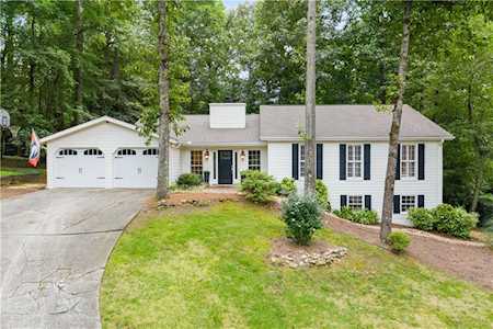 5307 E Cove NE Marietta, GA 30068
