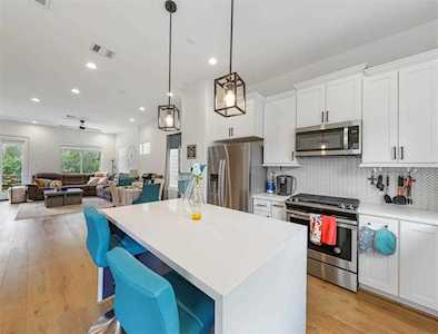 4524 Curtin Park Ct Houston, TX 77018