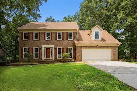 141 Thornbush Trace Lawrenceville, GA 30046
