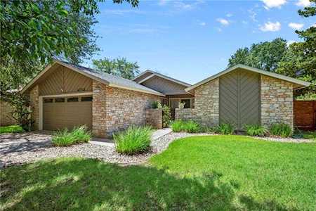 4713 Trail Crest CIR Austin, TX 78735