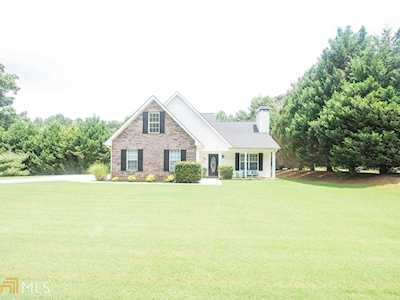 1011 Ola Dale Dr Mcdonough, GA 30252