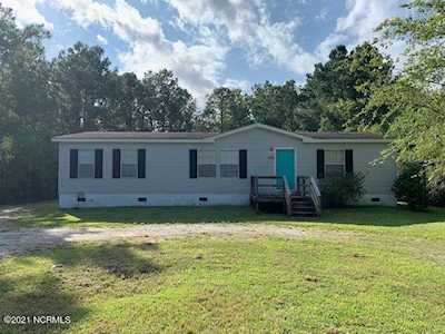 535 Green Acres Drive Hampstead, NC 28443
