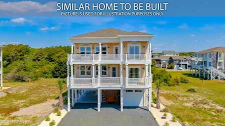 372 E 4th Street Ocean Isle Beach Island, NC 28469