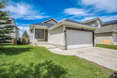 363 Millrise Square SW Calgary, AB T2Y 4C2
