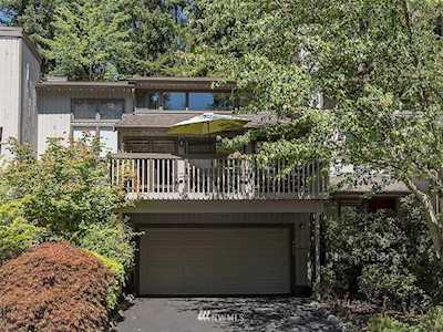 9624 NE Riverbend Dr Bothell, WA 98011