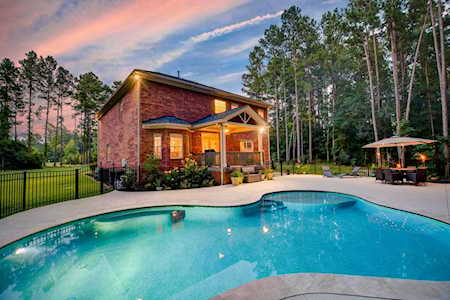 1081 Wassamassaw Plantation Dr Moncks Corner, SC 29461