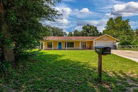 24320 Strawberry Ave Sorrento, FL 32776