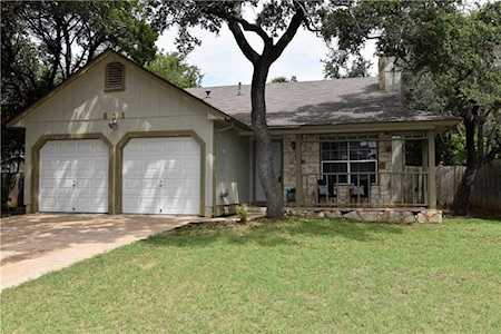 501 Honeysuckle DR Cedar Park, TX 78613
