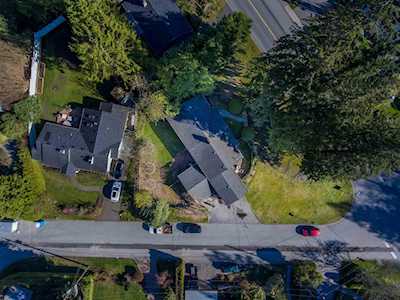1380 Ridgewood Drive North Vancouver, BC V7R 1J6