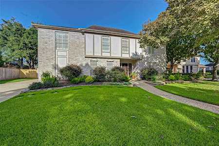 1364 Creekford Circle Sugar Land, TX 77478