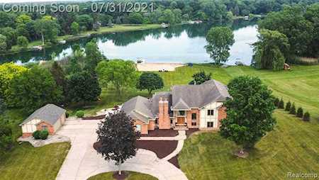 10165 Marshall Rd Green Oak Twp, MI 48178