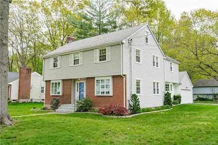 16 Stoneham Drive West Hartford, CT 06117
