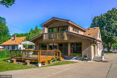 1358 Kohlman Avenue Maplewood, MN 55109
