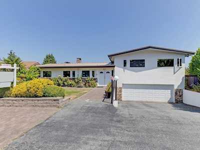 412 Allen Drive Delta, BC V4M 3B8