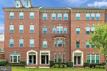 3628 Springhollow Ln Frederick, MD 21704