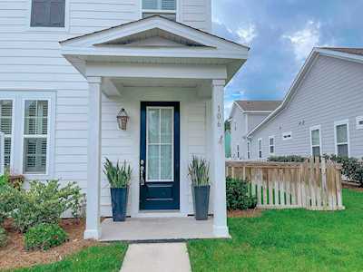 106 Starling St Summerville, SC 29483