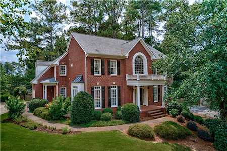 4060 Hillcrest Point Way Suwanee, GA 30024