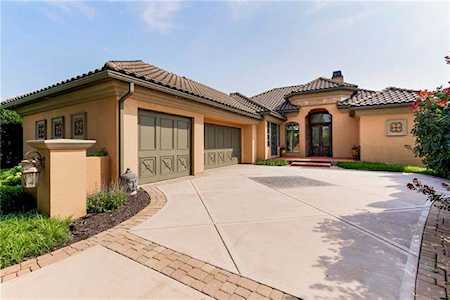 3407 W 138th St Leawood, KS 66224