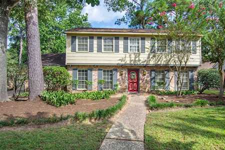 1702 Wagon Gap Trl Houston, TX 77090