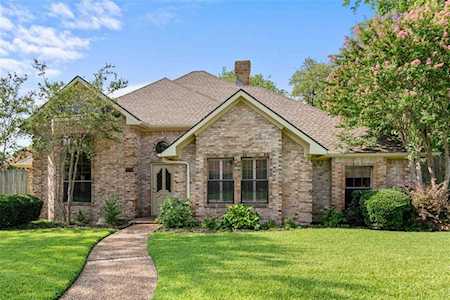 4200 Dundee Lane Plano, TX 75093