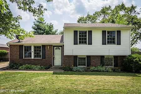 371 Delania Dr Mt Washington, KY 40047