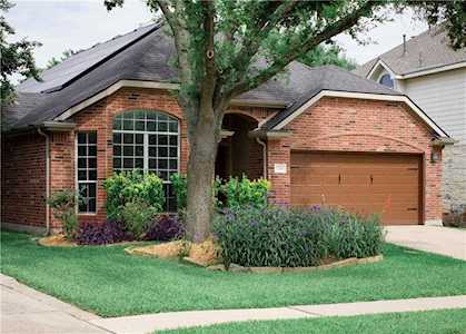 1726 Fallen Leaf LN Round Rock, TX 78665
