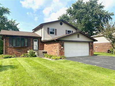 5540 Hill Rise Dr Indianapolis, IN 46237