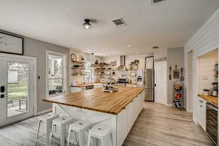 2007 Angelique CT Leander, TX 78641