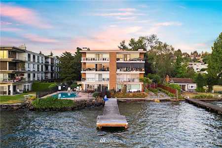 6225 Lake Washington Blvd #402 Kirkland, WA 98033